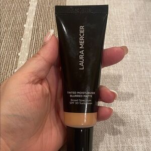 Laura Mercier Tinted Moisturizer Blurred Matte - Broad Spectrum SPF 30-3C Fawn